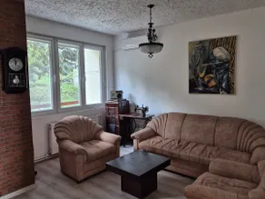 City Peaks - House Apartment 2 - Image 2