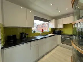 2-Bedroom Modern Home in Historic Lincoln - Image 4