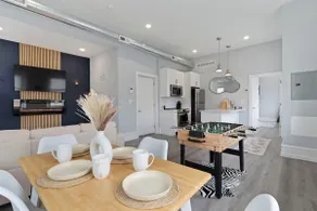 NEW Cozy Getaway/Gym/Fireplace/Free Parking - Image 2