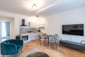 Stylish New Cube Loft by Berlin-Wall-Apartments - Image 3