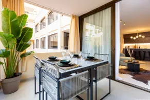 Elegant 1BR in Castle Harbour - A/C & Heated Pool - Image 2