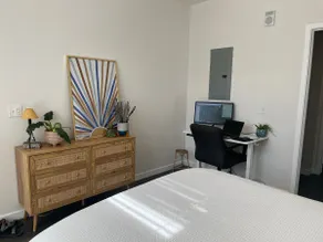 1 /1 Apt w Pool and Hot Tub - Image 4