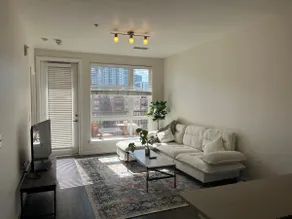 1 /1 Apt w Pool and Hot Tub - Image 2