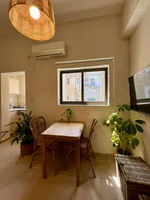 your place in the Talpiot market - Image 2