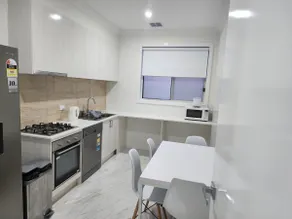 5 Star *, Stylish and Beutiful House - Image 3