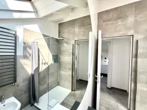 Como Essence -Just steps from the Lake & Cathedral - Image 3