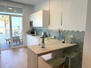 Exclusive beachfront apartment - Image 4