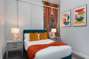 Modern Loft Near Metlife+ NYC! Theater+Coffee Bar! - Image 5
