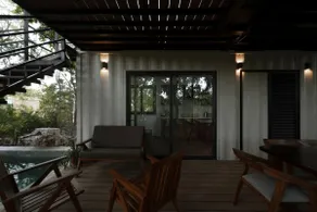 Container House in Valladolid with treeweb - Image 4