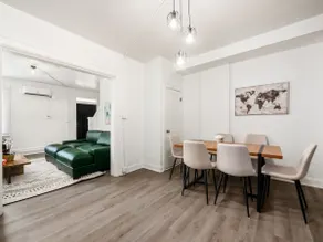 Trendy Condo near Downton Sleeps 8! - Image 3