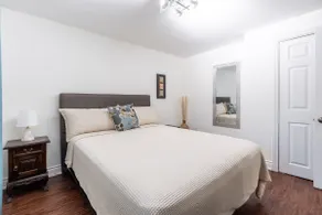 Guest Suite Private Entrance Free Parking - Image 2
