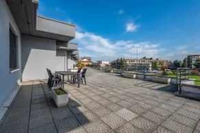 Three-room apartment with terrace RHO FIERA - Free Parking - Image 5