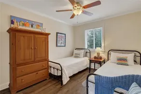 Relaxing Lakeview Stay – Near Beach + Pool - Image 2