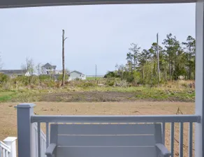 2BR Cozy Cottage Private Dock - Image 5