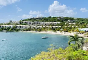 Luxury condo with panoramic water views! - Image 3