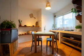 Little House with Parking - Image 3
