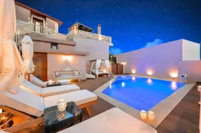 Petroktisto Luxury Villa Heated Pool & Jaccuzzi - Image 2