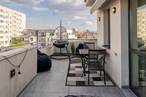 Downtown Loft Apartment with Jacuzzi&Terrace - Image 3