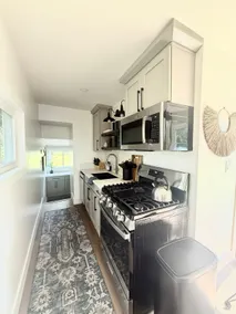 Cozy 1 BR Lakefront Retreat - Image 3