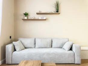 Charming air-conditioned house with courtyard - Image 4