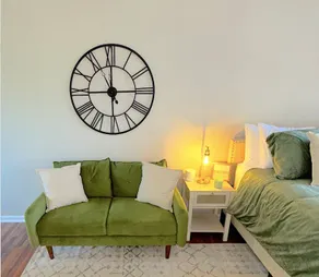 Great Place for a Derby Stay! Just Reduced! - Image 2