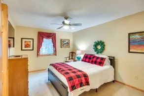 Lakefront 3BR | Hot Tub, Pool Table! - Image 3