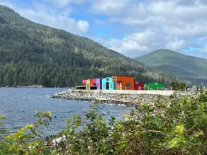 Green Loft Cabin at China Creek - Image 2