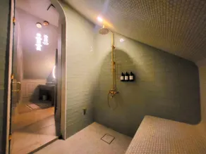 Summertime! Steam shower+breakfast+rooftop hottub - Image 3