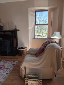 Rustic Pub Stay - 20 minutes from Killarney! - Image 4