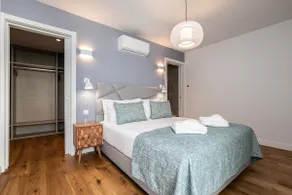 Elegant Waterfront Condo in Fuseta - Image 4