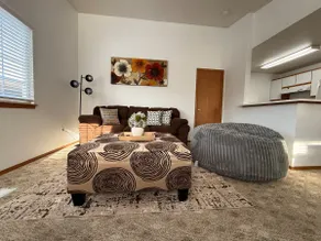 Cozy 2BR • Pets • Near Airport & Downtown Boise - Image 3