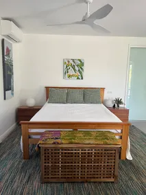 Restful Riverside Apartment. - Image 4