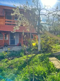 Newly furnished holiday home and generous garden - Image 2
