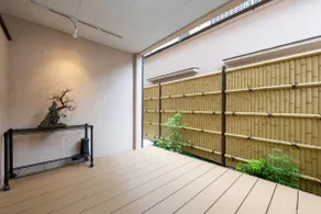 Entirely private/Spacious wood terrace + soothing Japanese-style room/6 minutes from the station/Good access to Narita and Ueno - Image 2