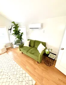 Just Reduced for Derby! Only 9 Min to Louisville - Image 2