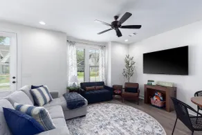 Auburn Townhome | 3BR Sleeps 11 | Pool + Game Day - Image 2