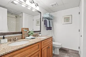 Stunning Oceanfront Remodeled,Flooring,New Kitchen - Image 5