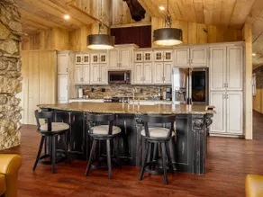 Big Sky Lodge - Image 4