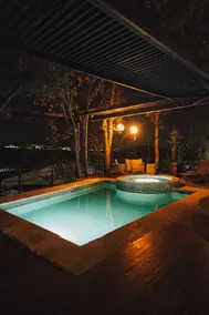 Centurion Chalet by Woodland Cab - Image 4