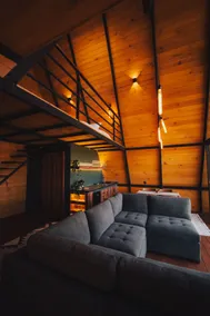 Centurion Chalet by Woodland Cab - Image 5