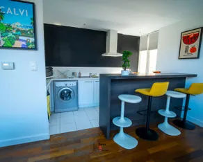 Exceptional duplex with glass walls in the heart of Strasbourg - Image 4