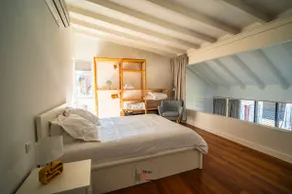 Exceptional duplex with glass walls in the heart of Strasbourg - Image 3