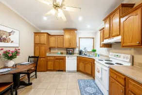 Clear Creek Duplex - Image 4