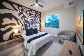 Tropical Retreat w/ Palm Views & Free Parking - Image 3