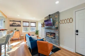 Treehouse Suite | King BR | Spa bath | Calm Energy - Image 4
