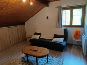 Apartment in a house - Image 3