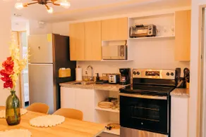 NEW Cozy&Modern Apt 30min from SurfCity - Image 5