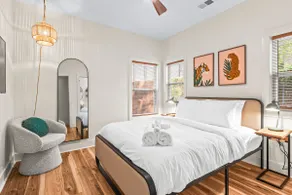 Walkable | Hot Tub | The Beacon Retreat - Image 5