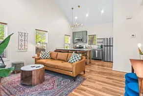 Walkable | Hot Tub | The Beacon Retreat - Image 3