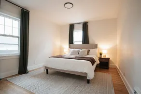 The Stylish Apartment | 5 Minutes to Downtown - Image 2